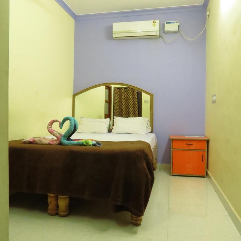 Thilak Home Stay Hampi Bilik gambar