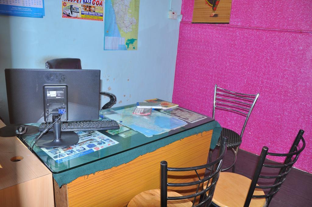 Thilak Home Stay Hampi Luaran gambar
